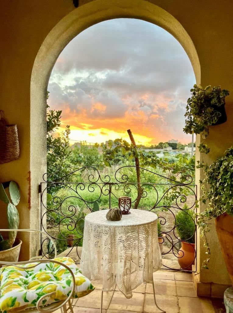 La Finestra Sul Limone Bed and Breakfast Castelvetrano Buitenkant foto